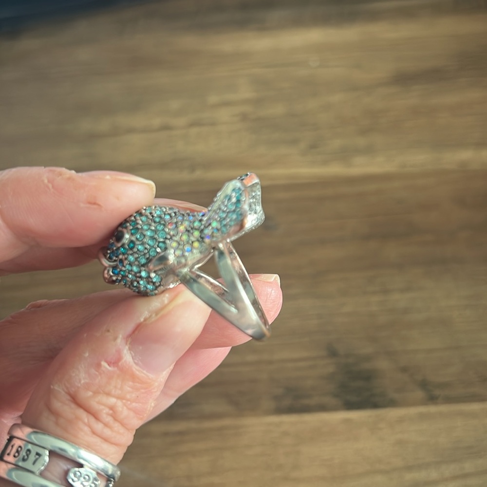 Blue Crystal 3d fish ring size 7 - Picture 6 of 6